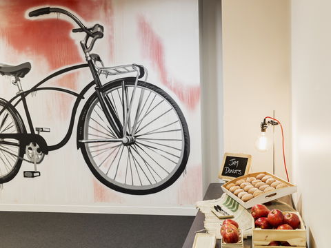 Ibis Hotel - Melbourne Tourism 16