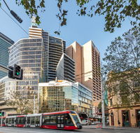 Meriton Suites Campbell Street - Melbourne Tourism