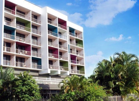Cairns Plaza Hotel - Melbourne Tourism 0