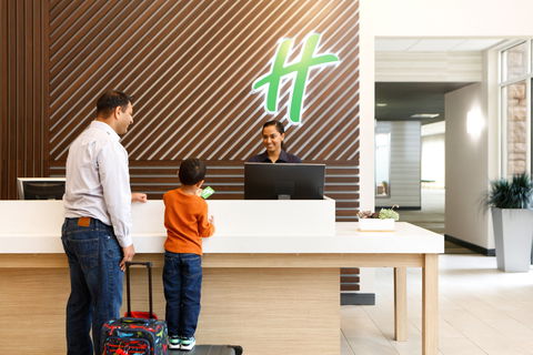 Holiday Inn Dandenong - Melbourne Tourism 2