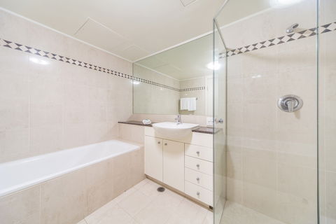 Astra Sydney CBD Pitt Street - Melbourne Tourism 1