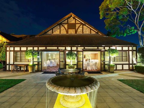 Grand Mercure The Hills Lodge - Melbourne Tourism 0