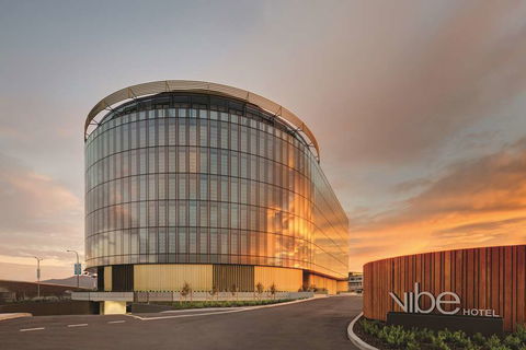 Vibe Hotel Canberra Airport - Melbourne Tourism 2