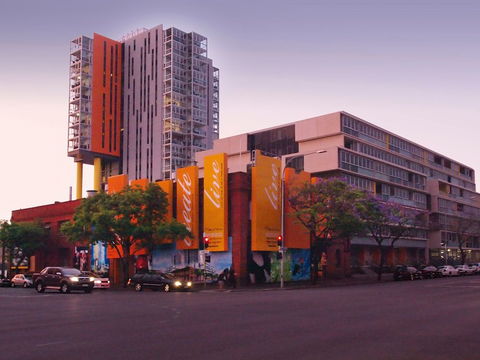 IStay Precinct - Melbourne Tourism 0