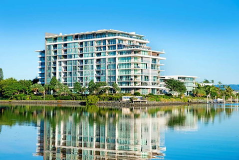 ULTIQA Freshwater Point Resort - Melbourne Tourism 1