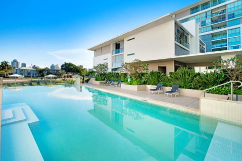 ULTIQA Freshwater Point Resort - Melbourne Tourism 2