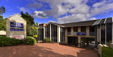 Twin Towers Inn - Melbourne Tourism 0