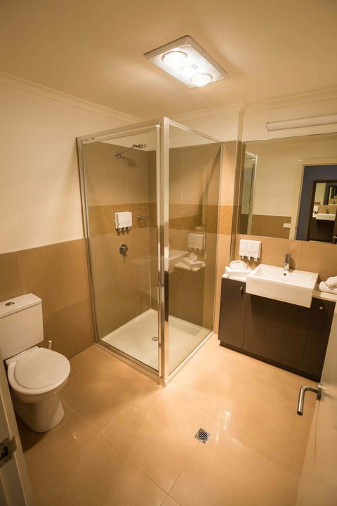 Bairnsdale International - Melbourne Tourism 3