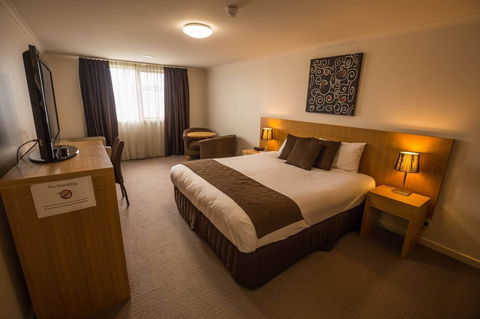 Bairnsdale International - Melbourne Tourism 4