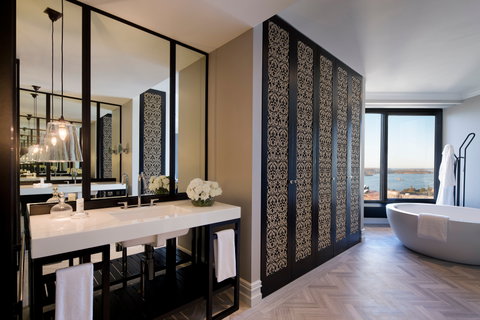 Four Seasons Hotel Sydney - Melbourne Tourism 7