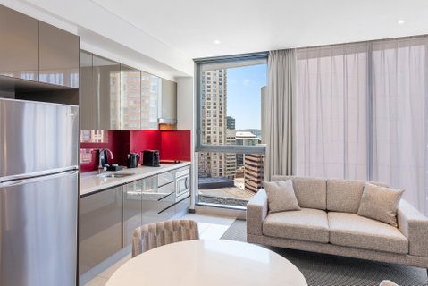 Meriton Suites Campbell Street - Melbourne Tourism 4