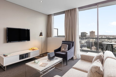 Meriton Suites Campbell Street - Melbourne Tourism 11