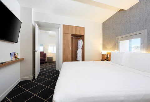 Holiday Inn Darling Harbour - Melbourne Tourism 8