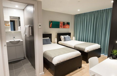 Studio 8 Residences (Adults Only) - Melbourne Tourism 4