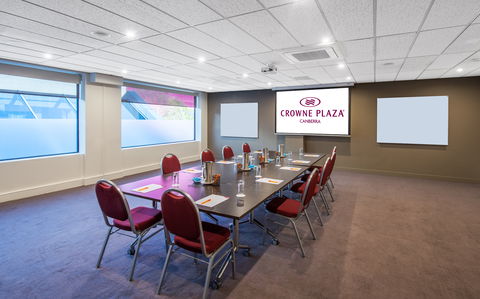 Crowne Plaza Canberra - Melbourne Tourism 8
