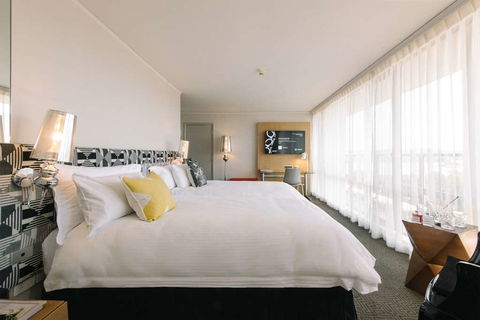 QT Canberra - Melbourne Tourism 6