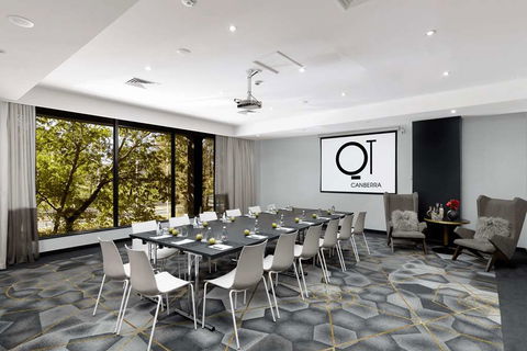 QT Canberra - Melbourne Tourism 8