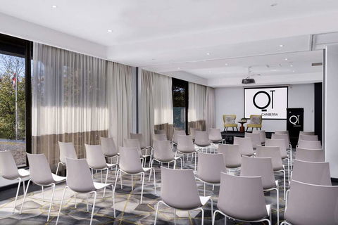 QT Canberra - Melbourne Tourism 9