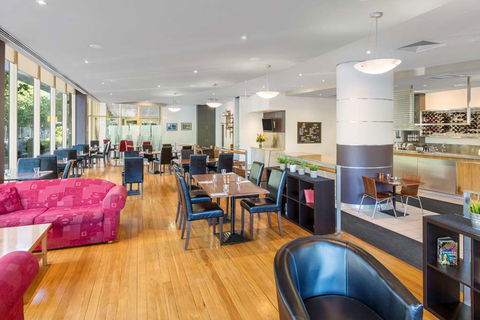 Nesuto Canberra Apartment Hotel - Melbourne Tourism 7