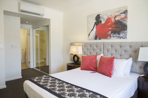 Metro Advance Apartments & Hotel - Melbourne Tourism 7