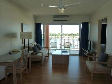 Cullen Bay Resorts - Melbourne Tourism 5