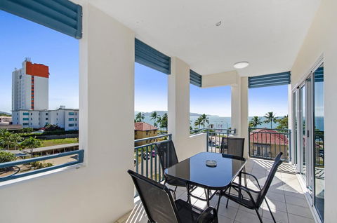 Madison Ocean Breeze - Melbourne Tourism 2
