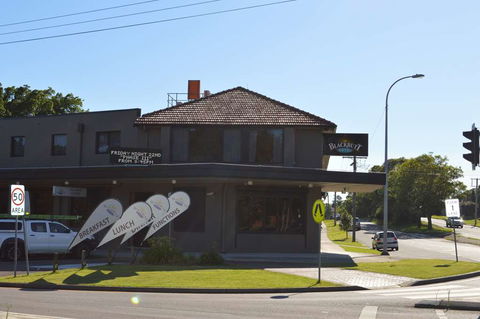 Best Western Blackbutt Inn - Melbourne Tourism 1