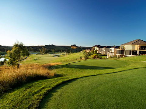 Yarra Valley Lodge - Melbourne Tourism 1