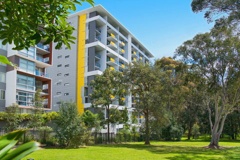 Astra Apartments MacQuarie Park - Melbourne Tourism 0