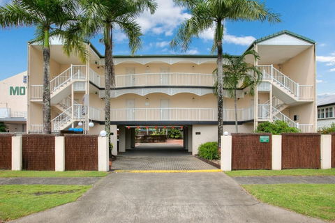 Cairns City Sheridan - Melbourne Tourism 0