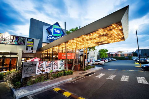 Sandbelt Club Hotel - Melbourne Tourism 0