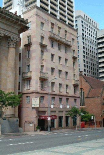 ULTIQA Rothbury Hotel - Melbourne Tourism 0