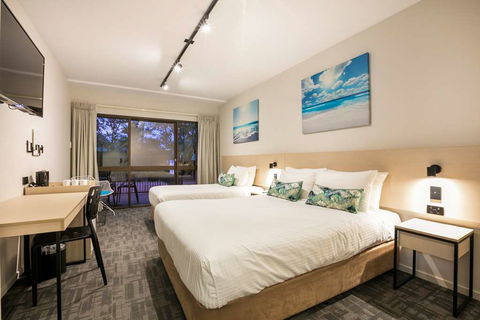 Kawana Waters Hotel By NightCap - Melbourne Tourism 2