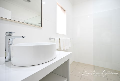 Narrandera Club Motor Inn - Melbourne Tourism 2