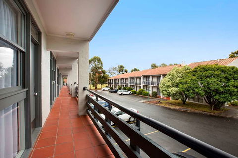Ferntree Gully, A Nightcap Hotel - Melbourne Tourism 2