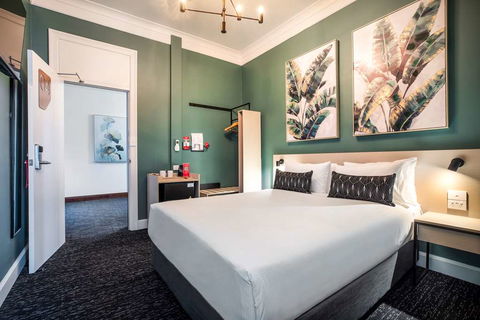 Nightcap At Pymble Hotel - Melbourne Tourism 6