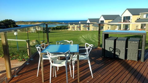 Diamond Island Resort - Melbourne Tourism 0