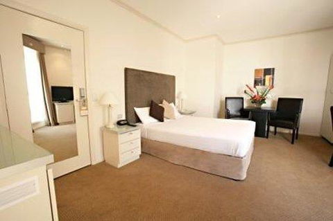 Beau Monde International - Melbourne Tourism 6
