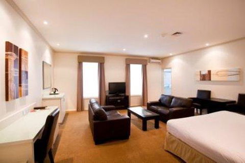 Beau Monde International - Melbourne Tourism 8