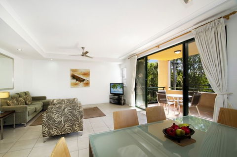 Bermuda Villas - Melbourne Tourism 1