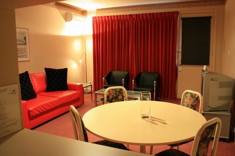 Carlton Clocktower on Lygon - Melbourne Tourism 1