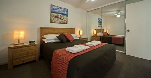 Albacore Apartments - Melbourne Tourism 0