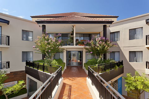 Astra Apartments The Griffin - Melbourne Tourism 2