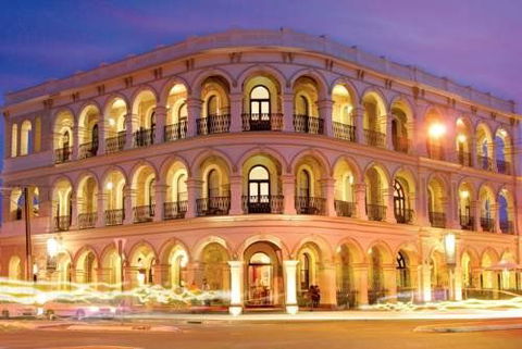 Largs Pier Hotel - Melbourne Tourism 0