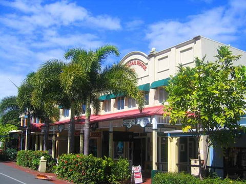 Macrossan House Boutique Holidays Apts - Melbourne Tourism 0
