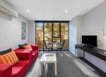 Aura On Flinders - Melbourne Tourism 1