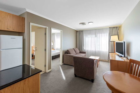 Nesuto Canberra Apartment Hotel - Melbourne Tourism 11
