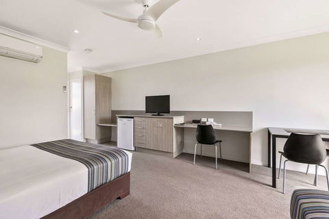 Econo Lodge Beachside - Melbourne Tourism 12