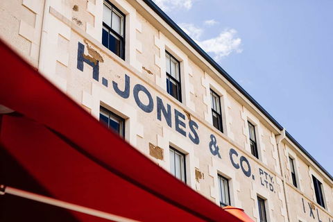 The Henry Jones Art Hotel - Melbourne Tourism 0