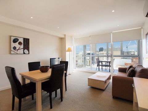 IStay Precinct - Melbourne Tourism 2